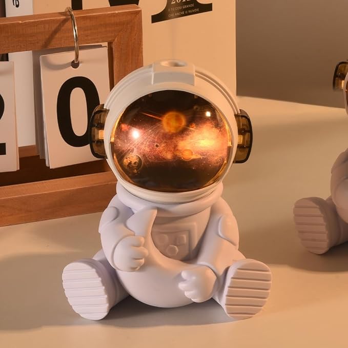 Astronot Görünümlü Oda Hava Temizleyici Buhar ve Koku Makinesi